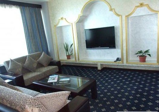 Royal Palace Hotel